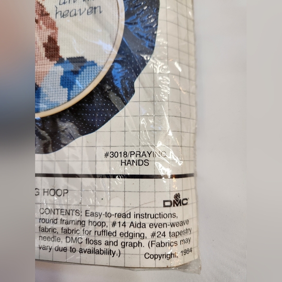 Designs for the Needle Counted Cross Stitch Kit 3018 PRAYING HANDS - Picture 4 of 13